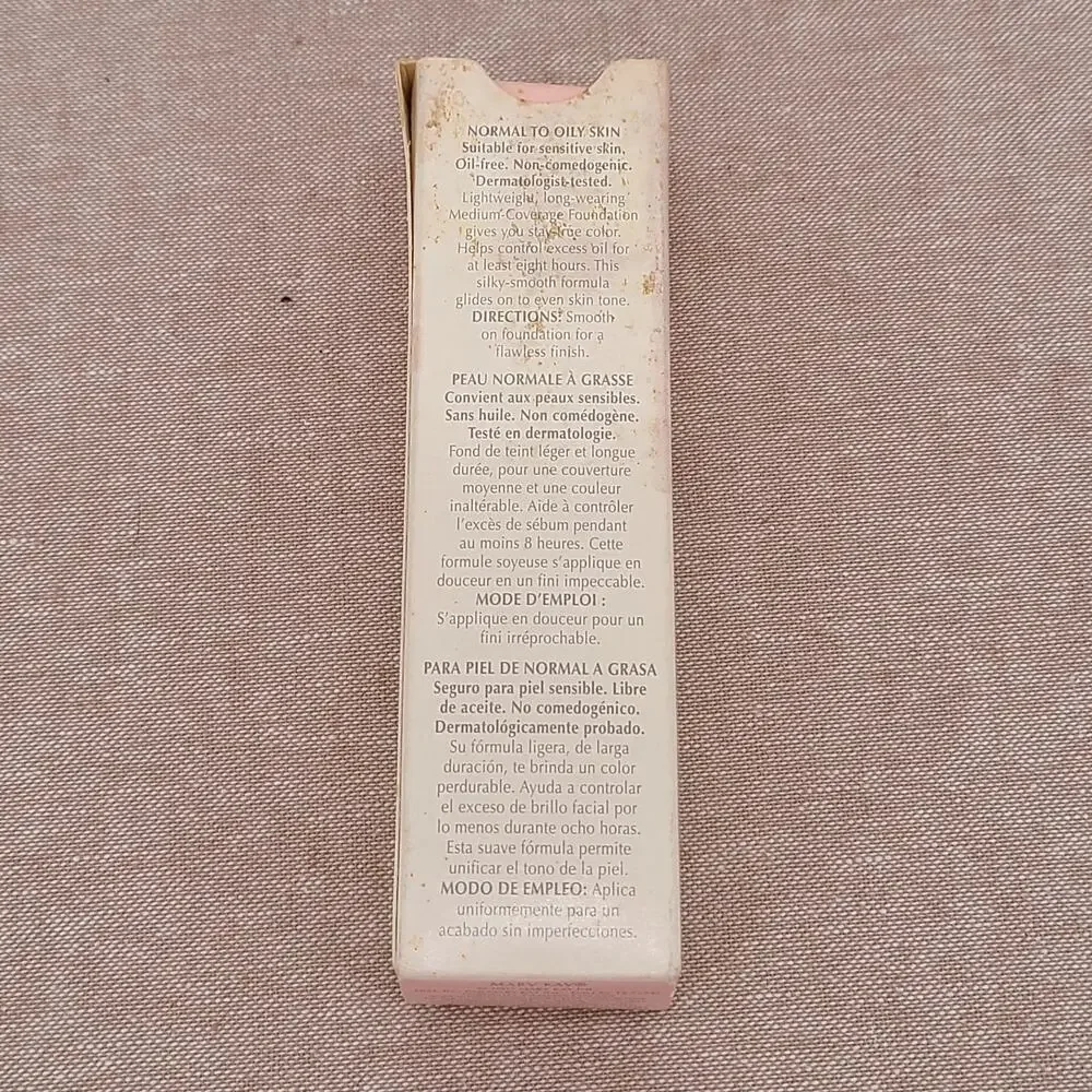 Mary Kay Medium Coverage Foundation Ivory 104 - Pink Cap # 355100 NIB Full Size